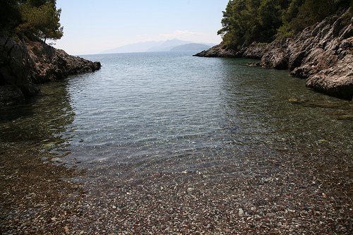 Παραλία Σαρακίνικο Αγία Άννα εϋβοια